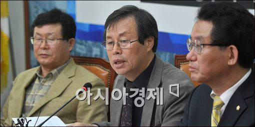 더민주 "김무성 신년기자회견, 여당대표로서 낙제점"
