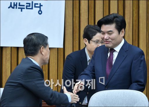 원유철 "노동개혁 5대 법안등 11월 말까지 처리해야"