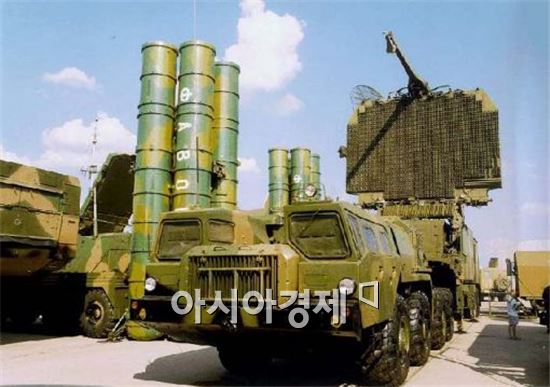 러시아의 최첨단 지대공미사일 시스템 S-300PMU2