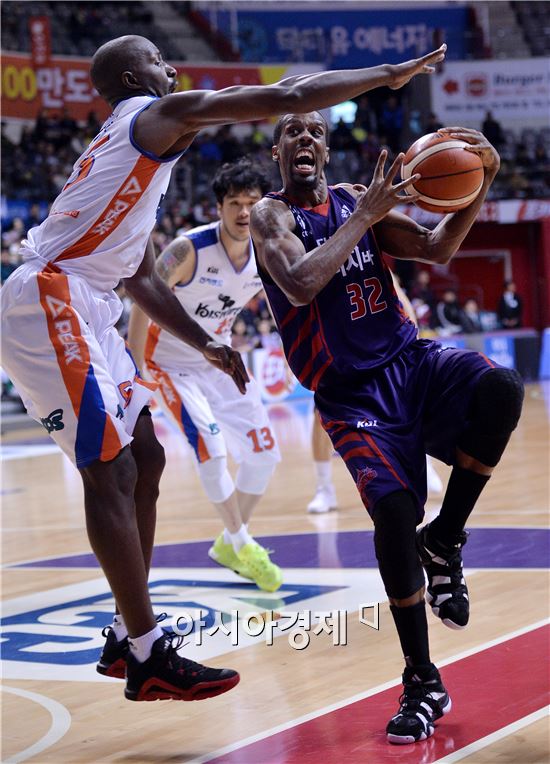 [포토]헤인즈, '막아도 소용없어'