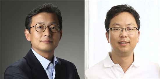 왼쪽 최관호 엑스엘게임즈 CSO, 오른쪽 장석문 엑스엘게임즈 사업본부장.(사진=엑스엘게임즈)