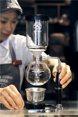 탐앤탐스, ‘탐스커버리데이’ 진행…MD 상품 30% 할인 판매