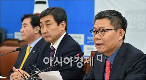 최재천, 野 정책위의장 사퇴…"정치적 결단 재촉 의미"