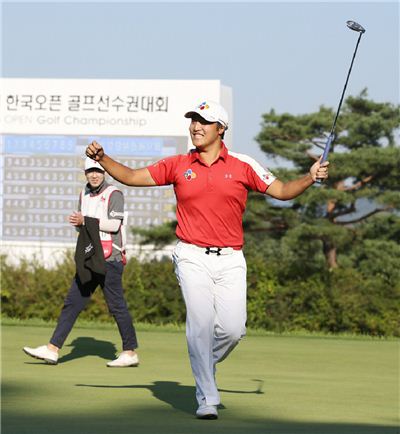 이경훈이 한국오픈 우승을 앞세워 2015시즌 KGT 상금왕에 올랐다. 