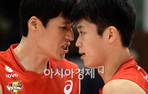 [포토]방신봉-서재덕, '은밀한 대화'