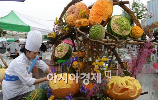 [포토]예술로 태어나는 한식재료