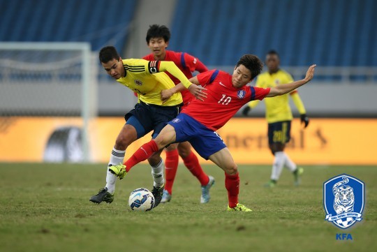 올림픽대표팀, 4개국 친선축구 콜롬비아와 2-2 무