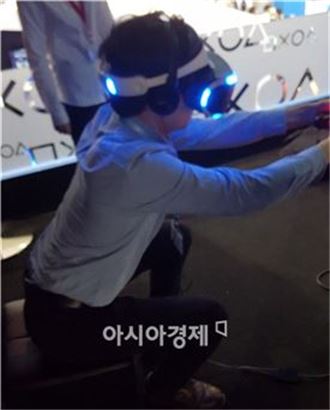 [2015지스타]가상현실(VR) 직접 체험해보니…"'헉' 소리 났다"