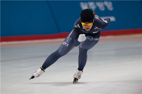 김보름, 빙속 세계선수권 여자 3000m 한국新