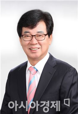 김성 장흥군수