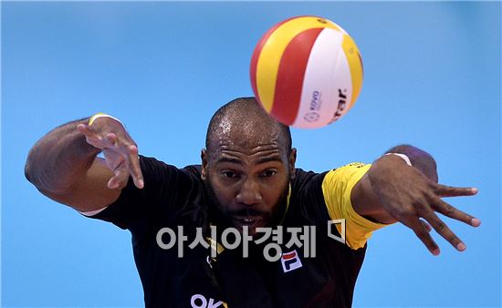 [포토]시몬, '블로킹으로 막아냈어!'