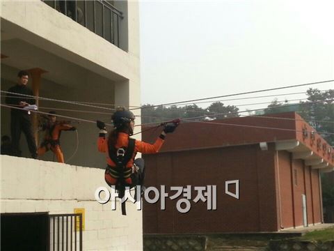 국내 최초 여성 소방관 '인명구조사' 탄생