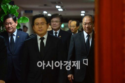[포토]긴급 국무회의, 故 김영삼 전 대통령 국가장 결정 