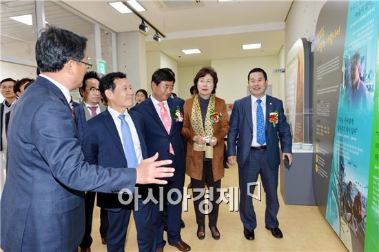 윤장현 광주시장, 양림동 커뮤니티센터 개관식 참석