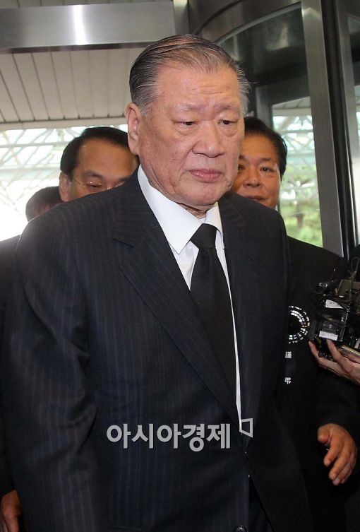 [포토]YS 빈소 찾은 정몽구 현대자동차그룹 회장 