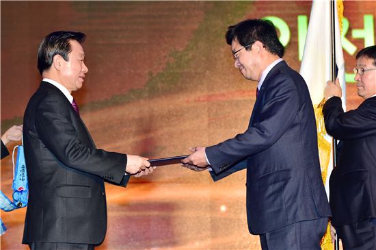 3안(安)도시 수원 전국최고 안전도시 입증…국무총리상 수상