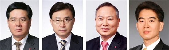 ▲(왼쪽부터)손옥동 사장, 김명환 사장, 이웅범 사장, 정호영 사장