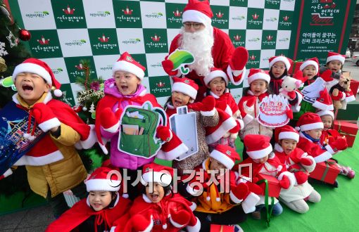 [포토]초록우산 어린이재단 산타원정대, '메리크리스마스'