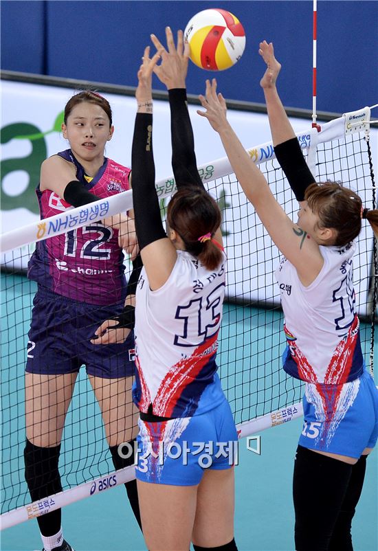 [포토]공윤희, '블로킹에 막히나?'