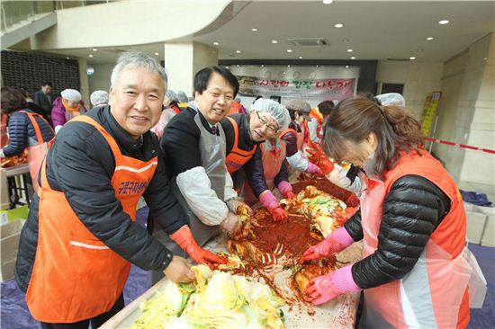 총 6519박스...구로구청 김장배달꾼