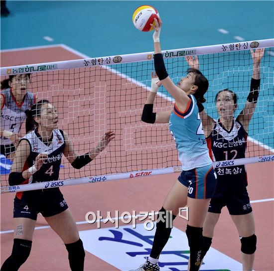 [포토]정지윤, '기습적인 2단 공격'