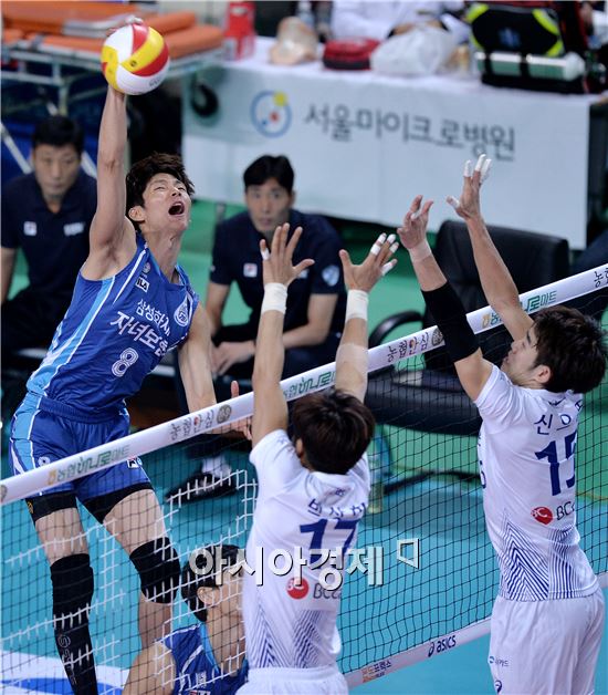 [포토]류윤식, '인정사정 없는 강타'