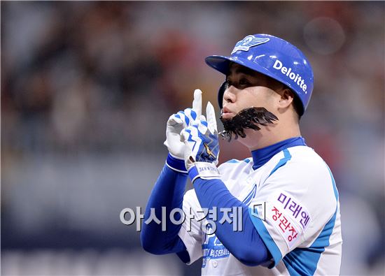 [포토]유희관, '테임즈 완벽 빙의'