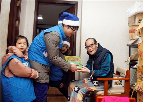 현대오일뱅크, '사랑의 파란산타가 찾아갑니다'