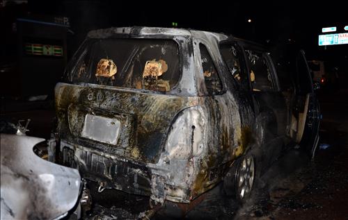 성남 대로변 카렌스 차량 화재… 운전자 숨진 채 발견