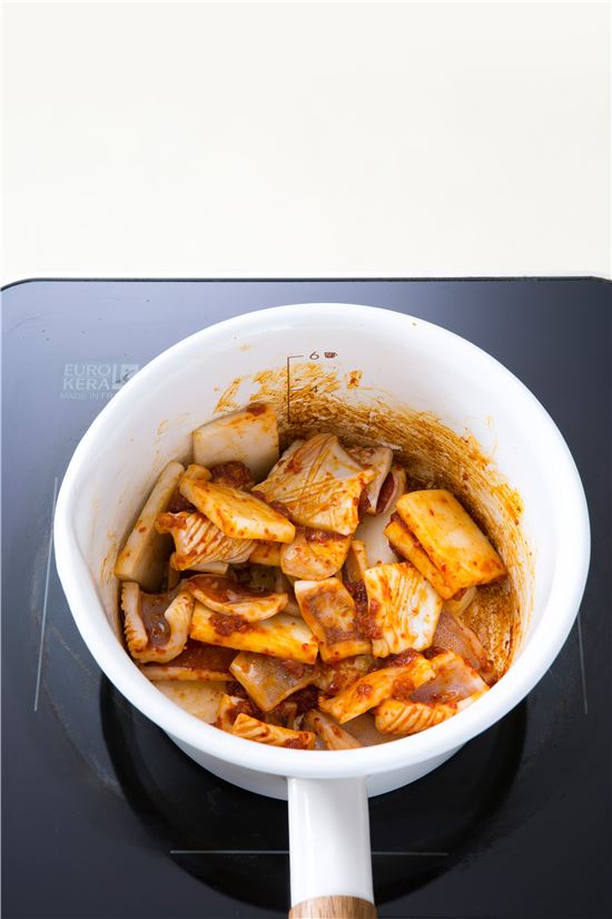 「오늘의 레시피」두부 오징어찌개