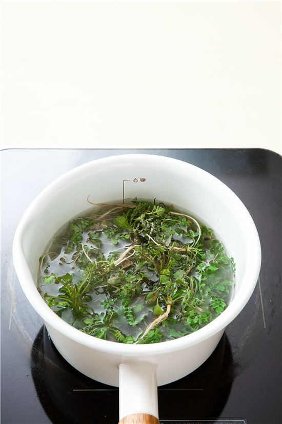 「오늘의 레시피」모자이크 냉이김밥