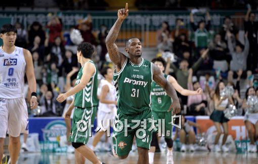 [포토]맥키네스, '승리예감'