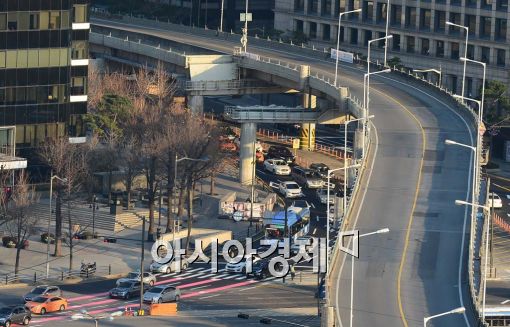 [포토]텅 빈 서울역 고가차도 