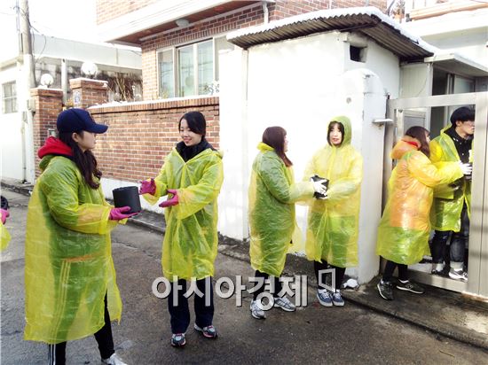 연말 맞은 광주 광산구 신가동 이웃돕기 발길 ‘분주’