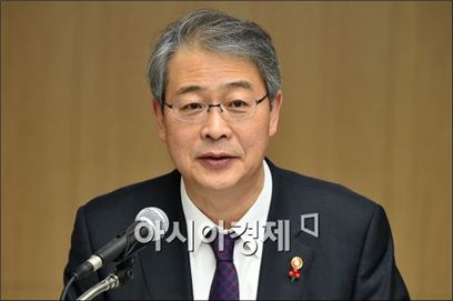 임종룡 “목숨걸고 국회 설득하라”…21일 금융위 간부 총출동