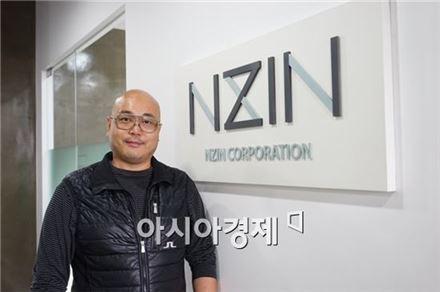 남궁훈 엔진 대표가 2016년 1월부터 카카오 '최고 게임 책임'직을 맡는다. 엔진 대표직은 유지한다.