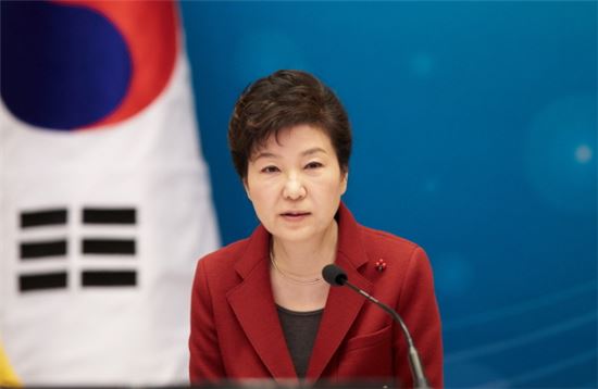 [대국민담화]朴 "가장 강력한 대북제재 결의안 도출하겠다"