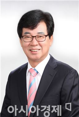 김성 장흥군수