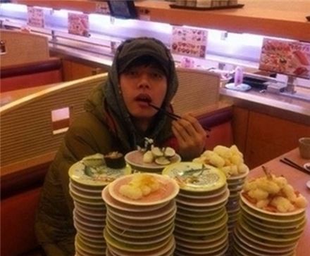 '치즈인더트랩' 박해진, 과거 회전초밥 130접시 '먹방 인증'