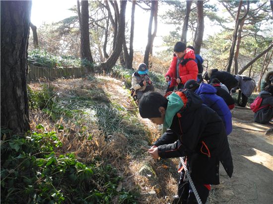 겨울 눈 찾아봐 