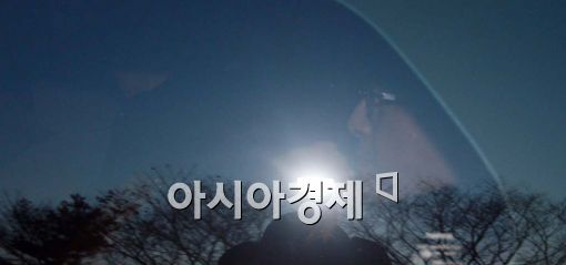 [포토]고심하는 이시카네 기미히로 日국장 