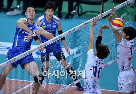 [포토]김형우, '속공 정말 빠르지!'