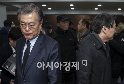 2015년 문재인…2017년 안철수…'분당 갈림길'