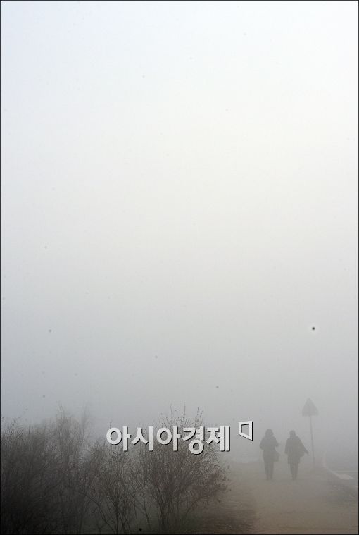 [포토]'안개 속으로…
