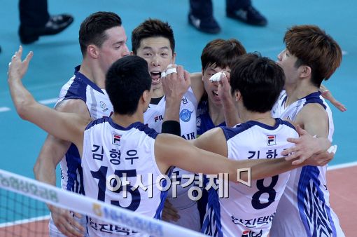 [포토]한선수, '서브에이스나 마찬가지야'