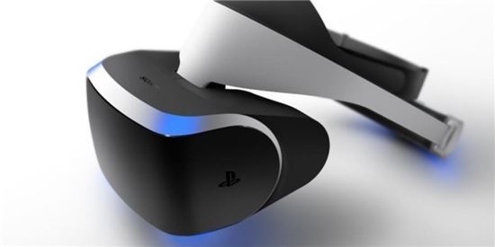 소니의 VR 기기 'PS VR'