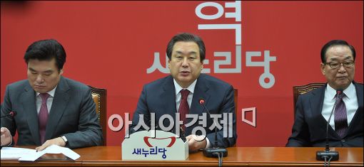 김무성 새누리당 대표(가운데)