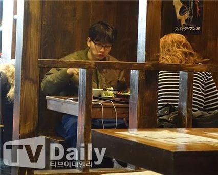 이동휘♥정호연, 소탈한 차림으로 점심 데이트