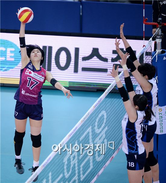 [포토]이재영, '가볍게 팁 공격으로'