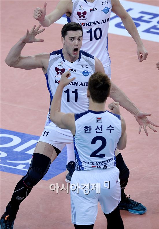 [포토]모로즈, '한선수의 블로킹이 날 흥분시켰어'